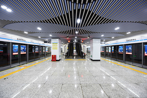 长沙地铁2号线西延线一期工程正式开通试运营