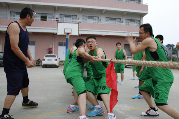 活动欢度五四青年节 - 基层团委 - 中国中铁四