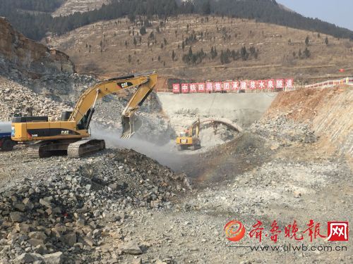 ���϶�����·���ӡ�ɽ����һ����������