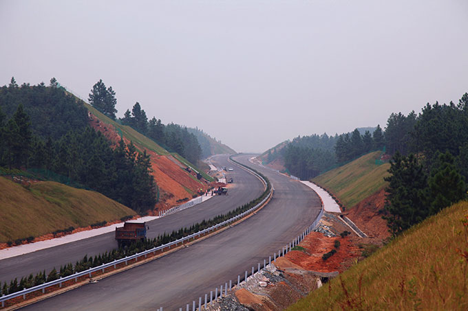 公司参建的德上高速公路项目建成通车