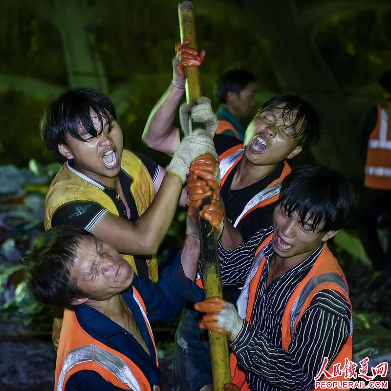 �����������������조�й������ľֱ�����Ӱ��չ������Ʒչ��չ