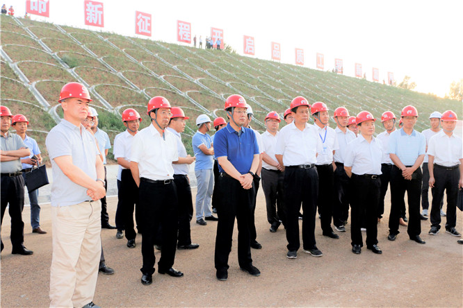8月2日，中国铁路总公司副总经理王同军到蒙华铁路白城隧道调研