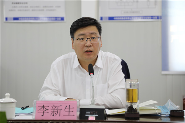 中铁四局党委书记,董事长李新生到玉磨铁路调研