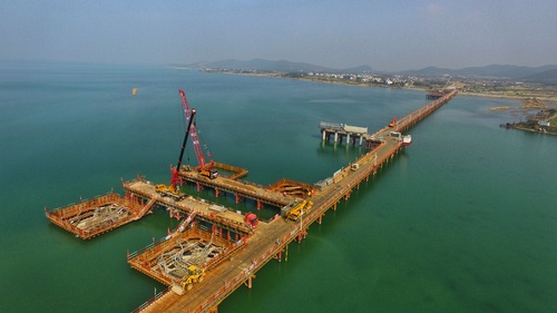 �����еĻ�ɽ������������ .JPG